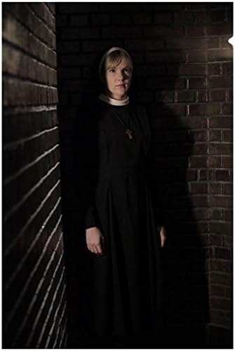 Američka horor priča Lily Rabe kao sestra Mary Eunice McKee u azilu Hall 8 x 10 fotografija