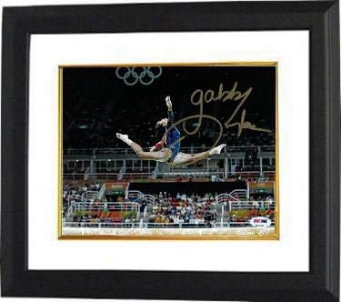 Gabby Douglas potpisao . Rio Olimpijske igre Gimnastika 16x20 fotografija Prilagođeno kadriranje - PSA ITP - Olimpijske fotografije
