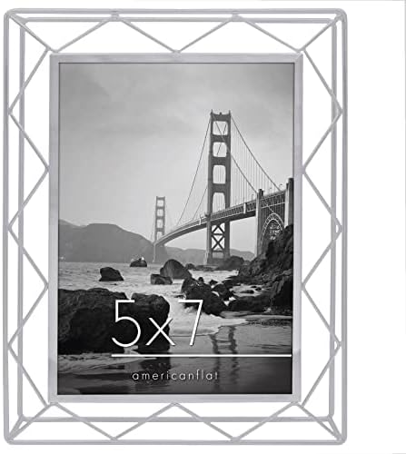 AmericanFlat Geometric Metal 5x7 okvir za slike u bijeloj boji - Upotrijebite kao plutajući okvir za 4x6 slika - obojeno željezo s